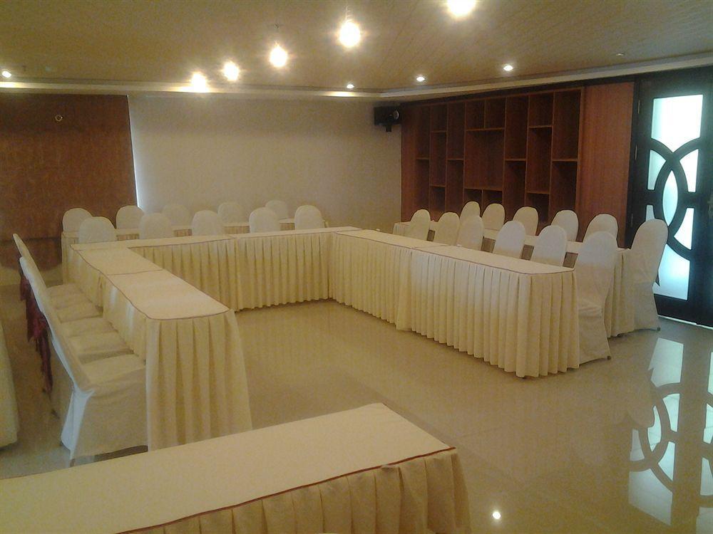 Kay Hotel Da Nang - Near Dragon Bridge Exterior photo